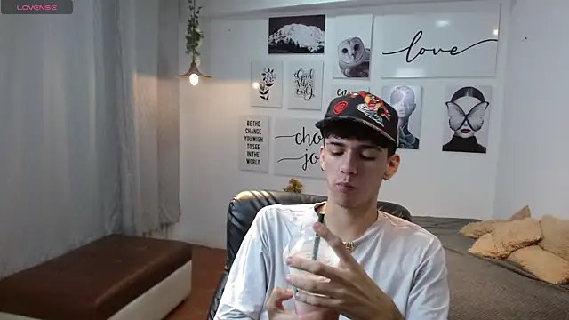 AmethystShadow17 online show from 18, 11, 2025