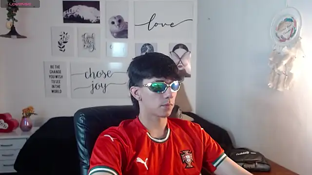 AmethystShadow17 online show from 8, 1, 2026