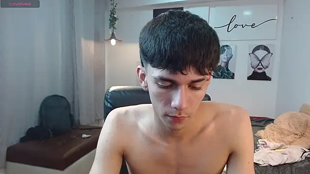 AmethystShadow17 online show from 23, 11, 2025