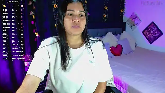 Snapshot of HaannaAGT chatting on 14, 10, 2025 HaannaAGT online show from 14, 10, 2025