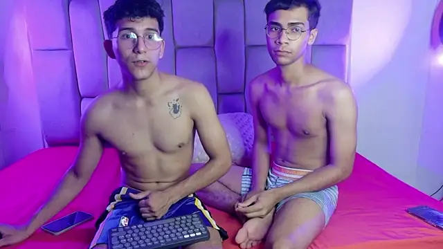 Desire4Duo online show from 10, 2, 2026