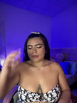 Snapshot of -MACA- chatting on 18, 10, 2025 -MACA- online show from 18, 10, 2025