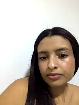 Snapshot of Aithana_Petite chatting on 20, 11, 2025 Aithana Petite online show from 20, 11, 2025