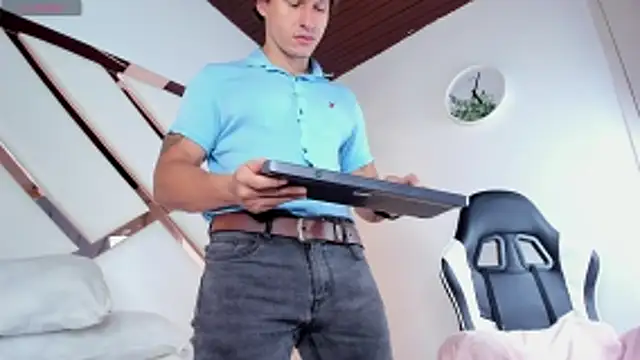 Justin valverde online show from 12, 2, 2026