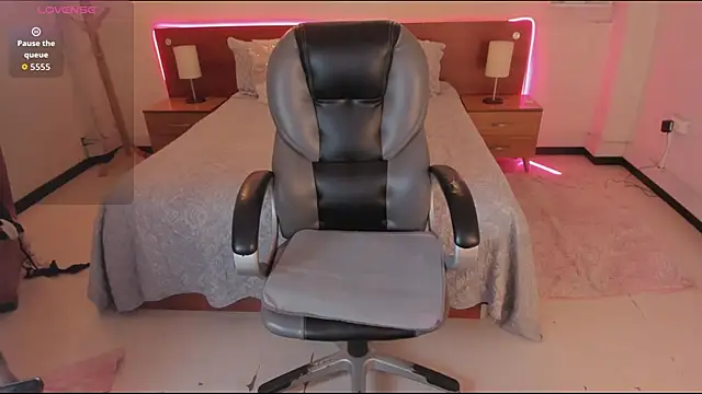 Cat  Moon   online show from 19, 12, 2025