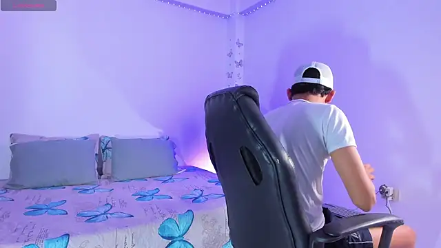 Axel Cody  online show from 21, 10, 2025