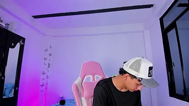 Axel Cody  online show from 1, 3, 2026