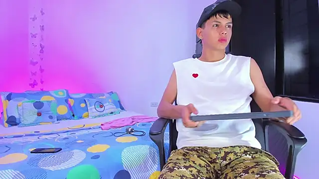 Axel Cody  online show from 19, 12, 2025