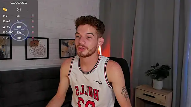 MATEO HUNTER online show from 12, 11, 2025