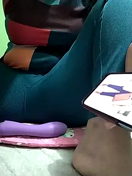 Amanda- ena- online show from 9, 11, 2025