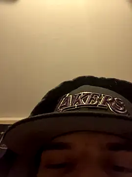 Snapshot of CarmeloA chatting on 22, 11, 2025 CarmeloA online show from 22, 11, 2025