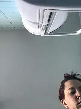 Zoe fire online show from 7, 11, 2025