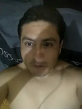 Snapshot of checheludo23 chatting on 14, 10, 2025 checheludo23 online show from 14, 10, 2025