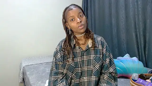 fifiqueen25 online show from 23, 3, 2026