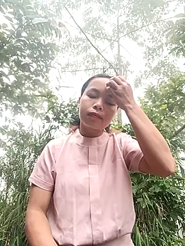 Nguyet2k4 online show from 5, 11, 2025