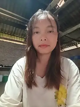 Snapshot of Nguyet2k4 chatting on 8, 7, 2026 Nguyet2k4 online show from 8, 7, 2026