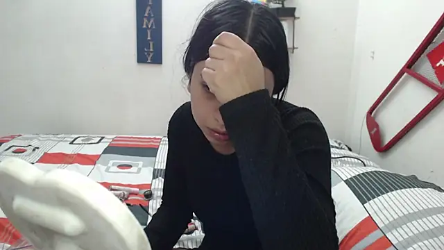 Lya Hall  online show from 19, 2, 2026