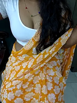 Snapshot of Nikitha_telugu chatting on 29, 11, 2025 Nikitha telugu online show from 29, 11, 2025