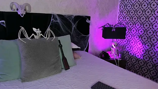 mariianna lopez  online show from 29, 10, 2025