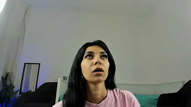 ReneeVoss online show from 7, 4, 2026