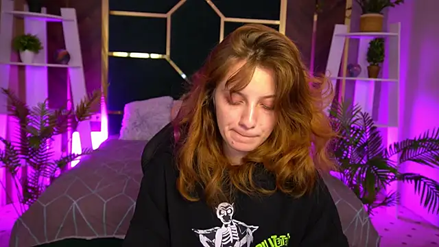 CuteeFoxy online show from 14, 11, 2025