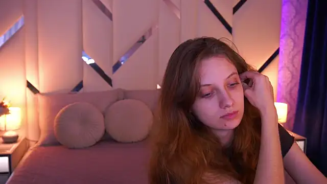 CuteeFoxy online show from 15, 4, 2026