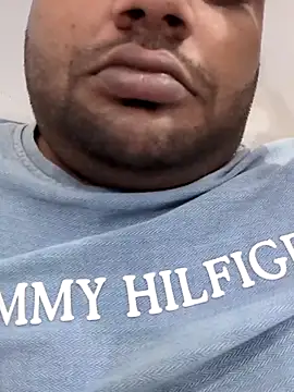 Snapshot of Akki19989 chatting on 26, 10, 2025 Akki19989 online show from 26, 10, 2025