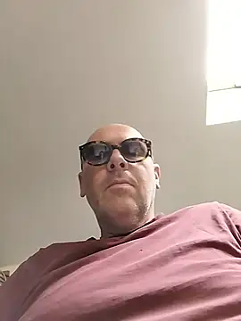 Snapshot of nicolaspgarnier chatting on 12, 5, 2026 nicolaspgarnier online show from 12, 5, 2026