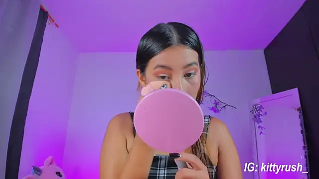 kittyrush  online show from 19, 2, 2026