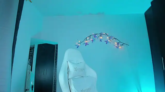 kittyrush  online show from 12, 3, 2026