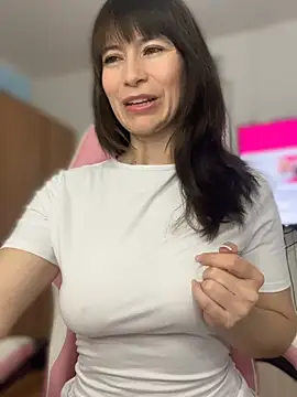 AlanaRius18 online show from 20, 4, 2026