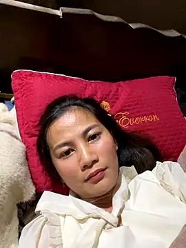 Snapshot of Miss-World00 chatting on 23, 11, 2025 Miss-World00 online show from 23, 11, 2025