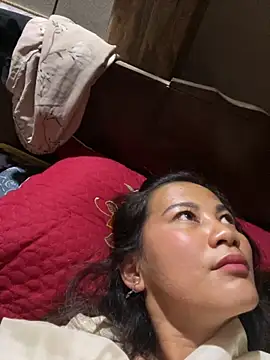 Snapshot of Miss-World00 chatting on 14, 11, 2025 Miss-World00 online show from 14, 11, 2025