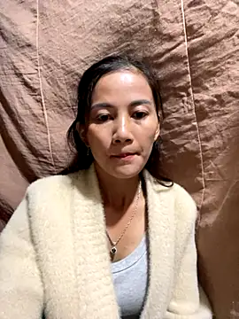 Snapshot of Miss-World00 chatting on 23, 10, 2025 Miss-World00 online show from 23, 10, 2025