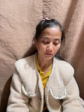 Snapshot of Miss-World00 chatting on 19, 11, 2025 Miss-World00 online show from 19, 11, 2025