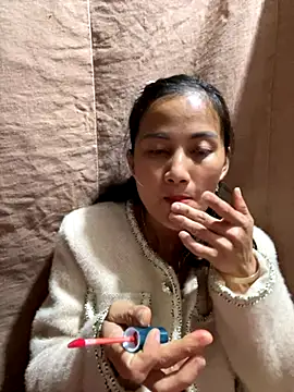 Snapshot of Miss-World00 chatting on 15, 11, 2025 Miss-World00 online show from 15, 11, 2025