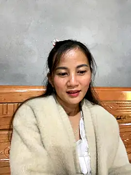 Snapshot of Miss-World00 chatting on 28, 11, 2025 Miss-World00 online show from 28, 11, 2025