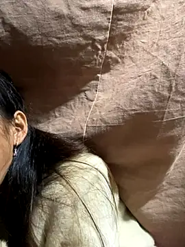 Snapshot of Miss-World00 chatting on 1, 11, 2025 Miss-World00 online show from 1, 11, 2025