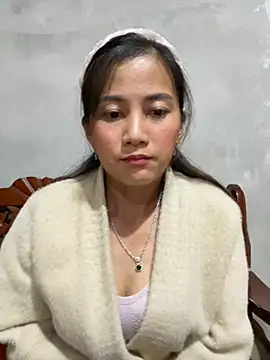 Snapshot of Miss-World00 chatting on 27, 11, 2025 Miss-World00 online show from 27, 11, 2025