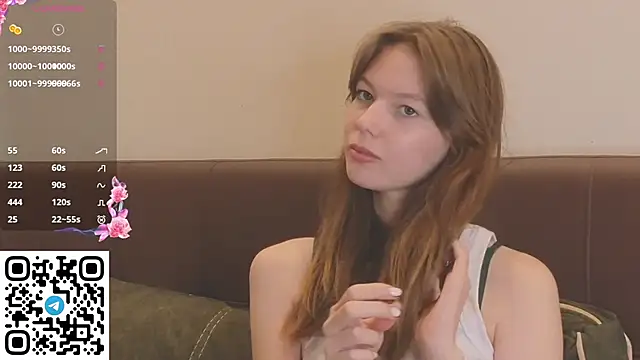 Snapshot of Erosyne chatting on 29, 10, 2025 Erosyne online show from 29, 10, 2025