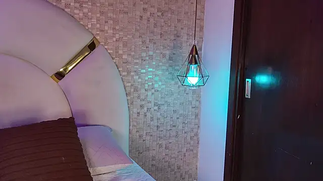 emmy rose25 online show from 4, 3, 2026