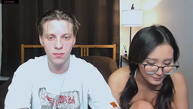 Blossomandbee online show from 3, 12, 2025