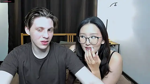 Blossomandbee online show from 9, 1, 2026