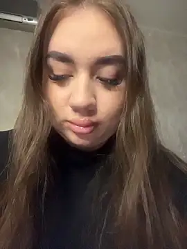 Snapshot of MirraMessy chatting on 14, 10, 2025 MirraMessy online show from 14, 10, 2025