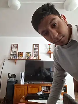 Faculeproso12 online show from 24, 11, 2025