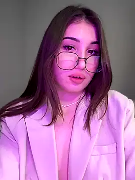 Snapshot of AuroraAmethyst chatting on 18, 10, 2025 AuroraAmethyst online show from 18, 10, 2025