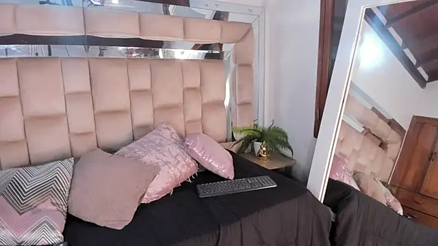 Hanna Garciia online show from 29, 10, 2025