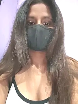 Snapshot of sneha_001 chatting on 23, 11, 2025 sneha 001 online show from 23, 11, 2025