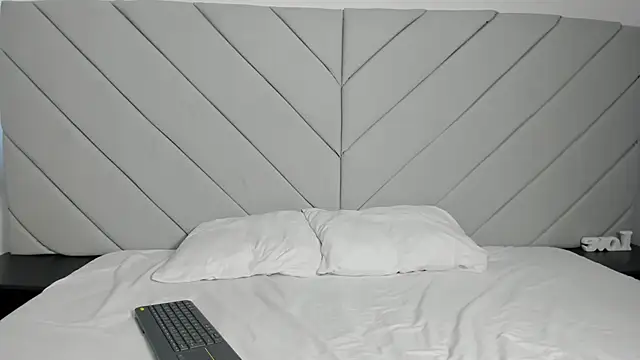 little kris1 online show from 7, 11, 2025