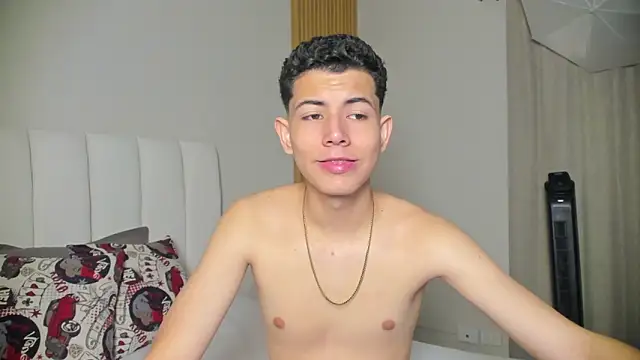 Snapshot of FireGuy_99 chatting on 13, 11, 2025 FireGuy 99 online show from 13, 11, 2025